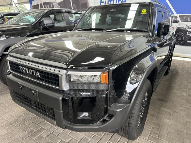Toyota Land Cruiser Prado 2.7 2024 Black