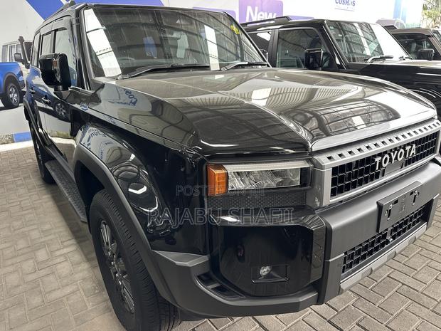 Toyota Land Cruiser Prado 2.7 2024 Black