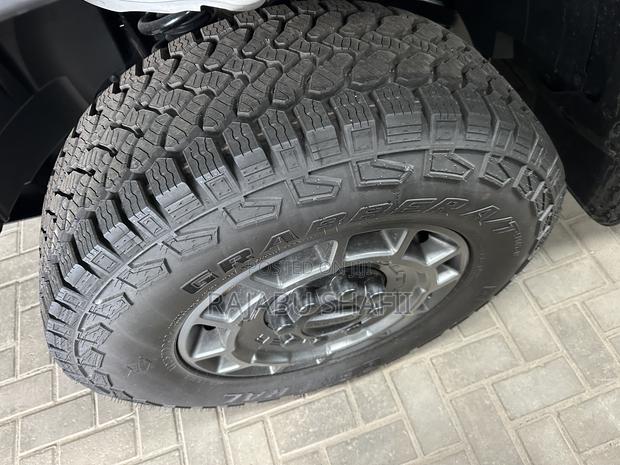 Ford Ranger Raptor 4WD SuperCrew 5' Box 2025 Black