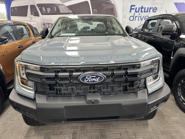 Ford Ranger Raptor 4WD SuperCrew 5' Box 2025