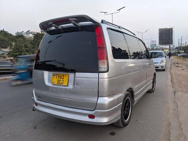 Toyota Noah 2008 Silver