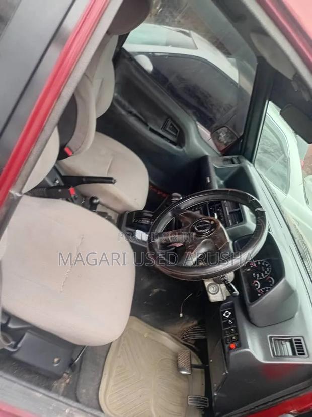 Suzuki Escudo 1998 Red