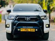 Toyota Hilux 2024 White for sale