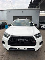 Toyota Hilux 2023 White for sale