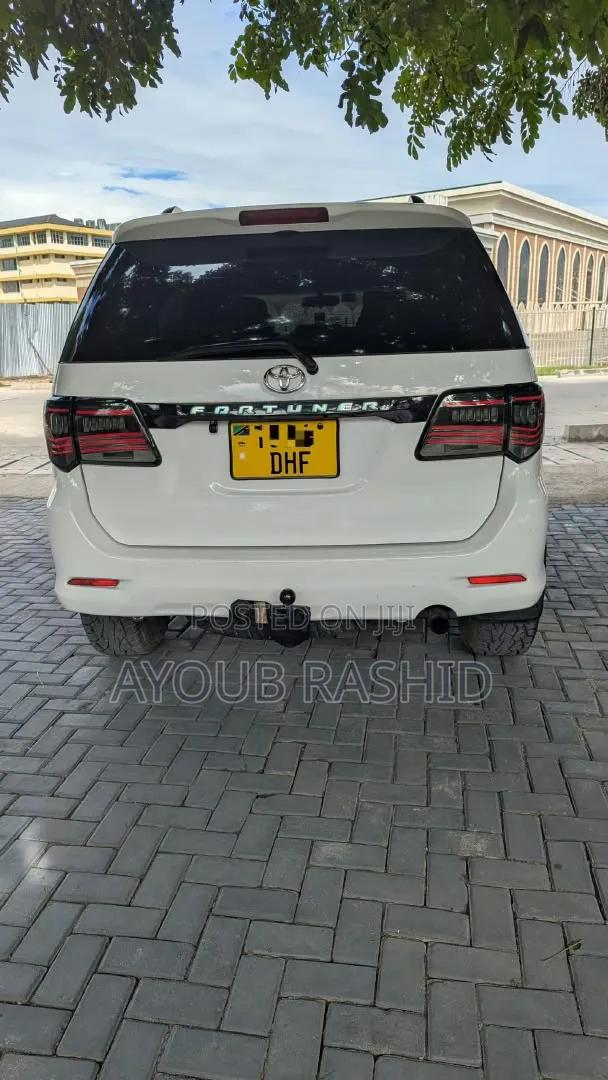Toyota Fortuner 2014 White