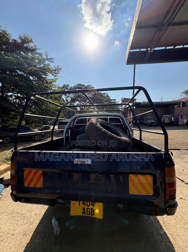 Toyota Hilux 2000