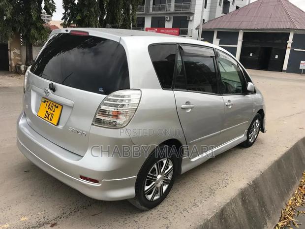 Toyota Corolla Spacio 2004 Silver
