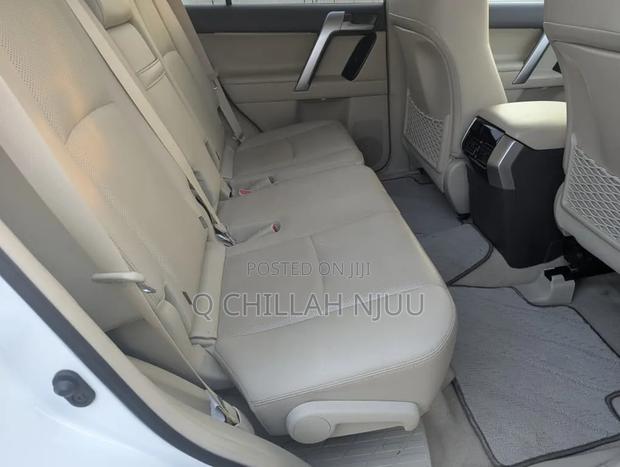 Toyota Land Cruiser Prado 2023 White