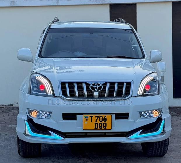Toyota Land Cruiser Prado 2007 White