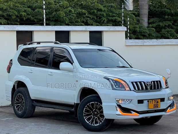 Toyota Land Cruiser Prado 2007 White