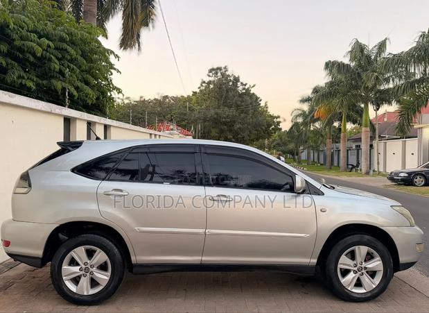 Toyota Harrier 2007