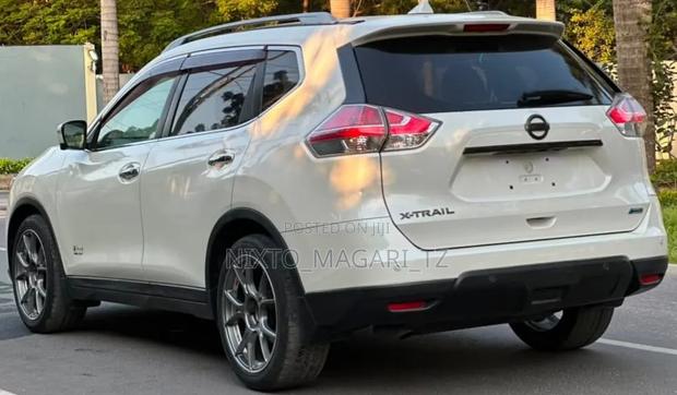 Nissan X-Trail 2015 White