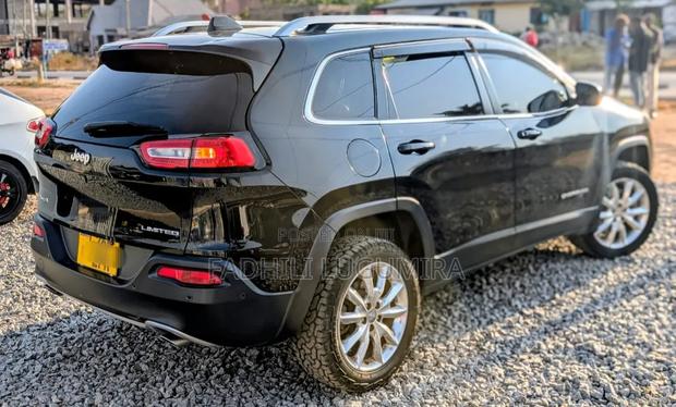 Jeep Cherokee 2014 Black