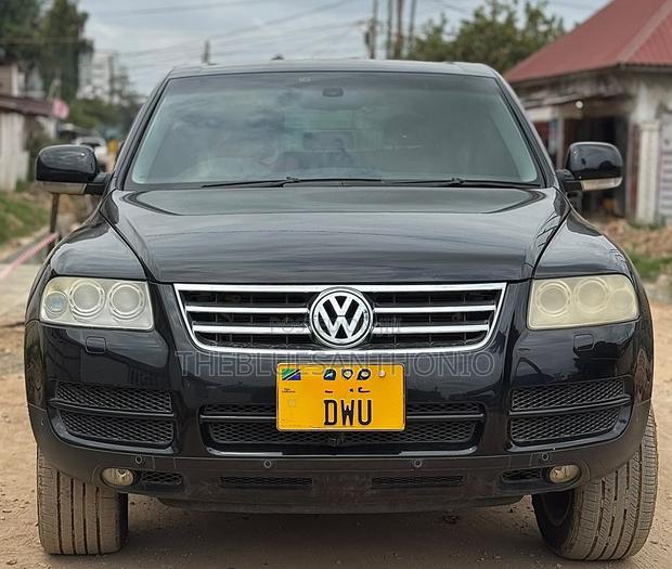 Volkswagen Touareg 2005 Black