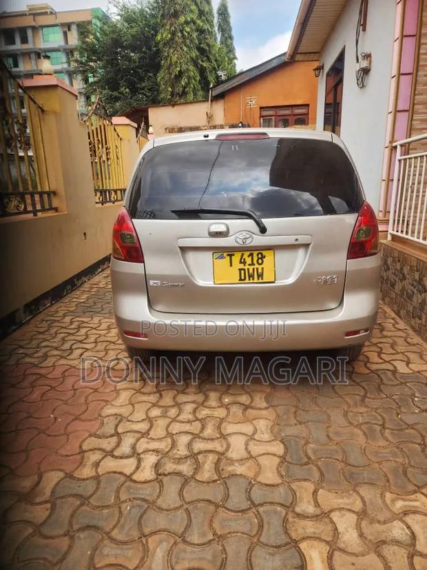 Toyota Corolla Spacio 2004 Gold