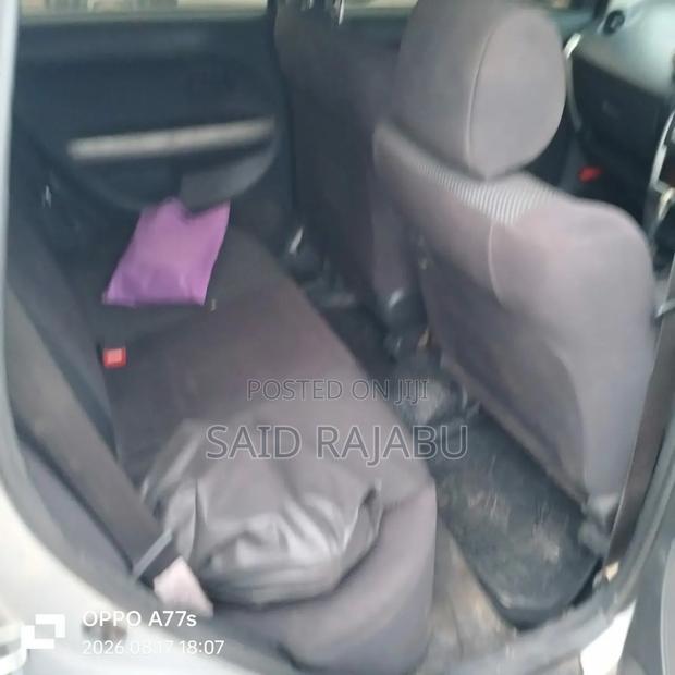 Toyota IST 2005 Silver