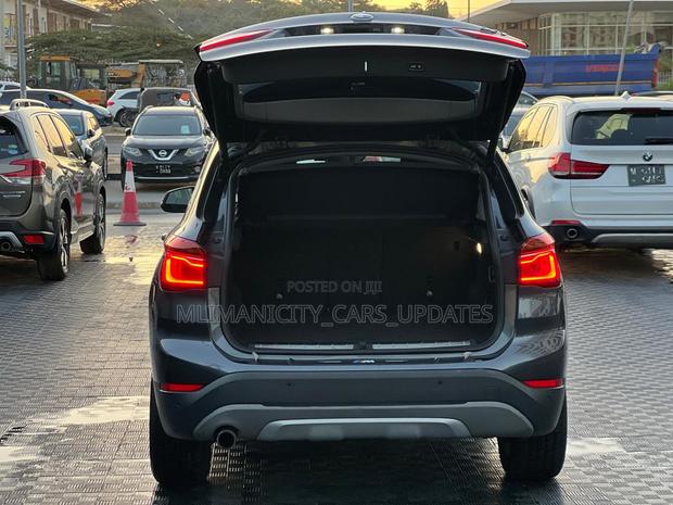 BMW X1 xDrive28i AWD 2016 Gray