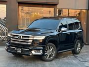 Toyota Land Cruiser LC300 2023 Black for sale