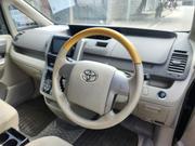 Toyota Noah 2.0 143hp FWD (8 Seater) 2009 Black for sale