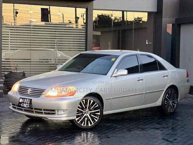 Toyota Mark II 2.0 RWD 2004 Silver