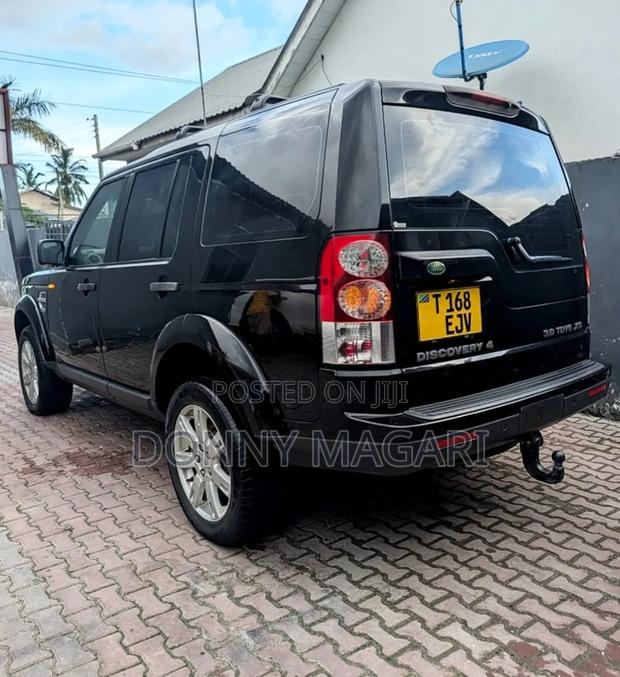 Land Rover Discovery 2014 Black