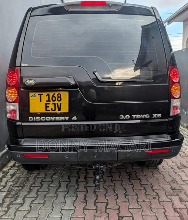 Land Rover Discovery 2014 Black