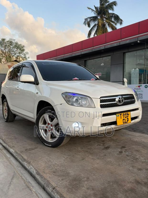 Toyota RAV4 2.4 2008 Pearl