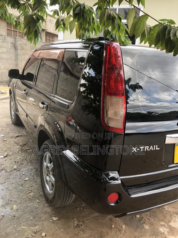 Nissan X-Trail 2004 Black