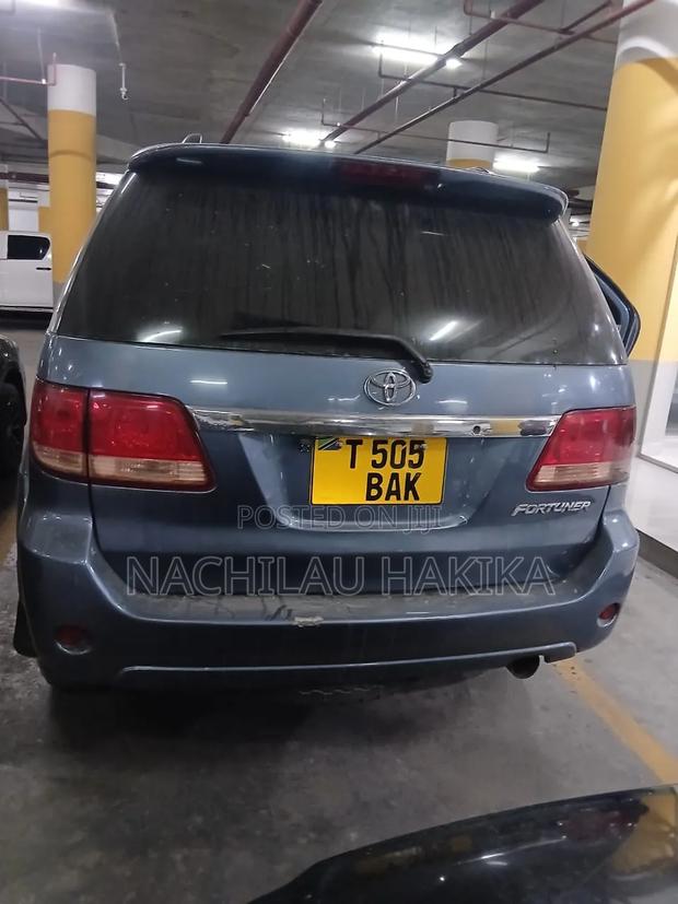 Toyota Fortuner 2008 Gray
