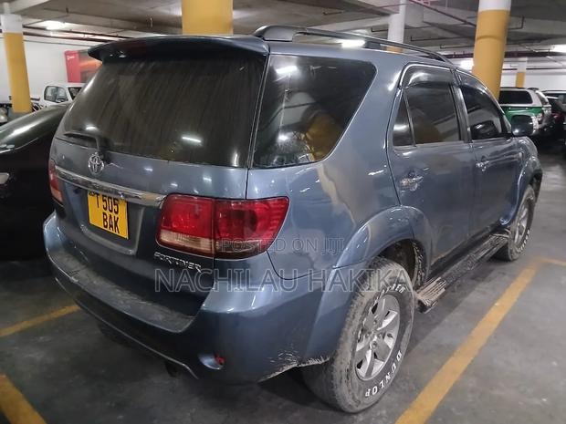 Toyota Fortuner 2008 Gray