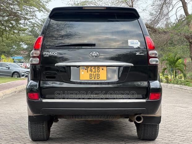Toyota Land Cruiser Prado 2007 Black