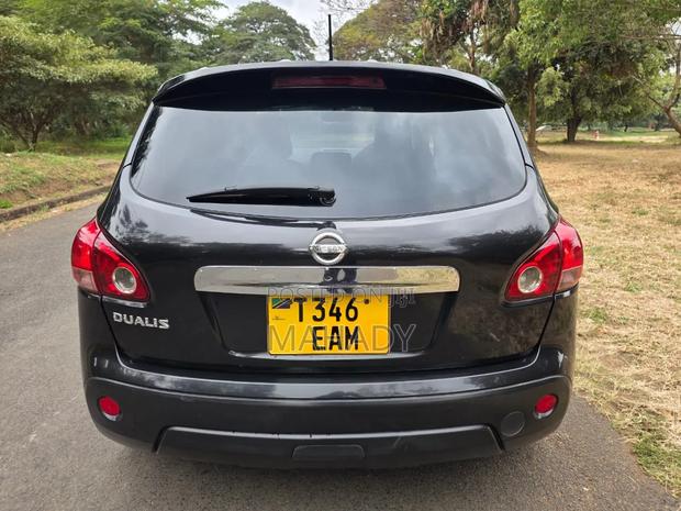 Nissan Dualis 2010 Black