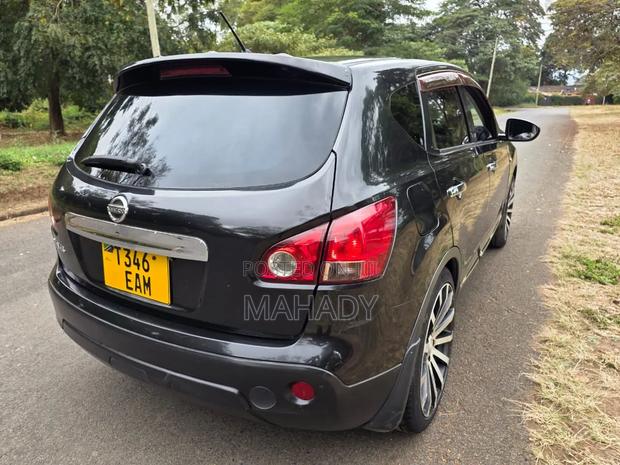 Nissan Dualis 2010 Black