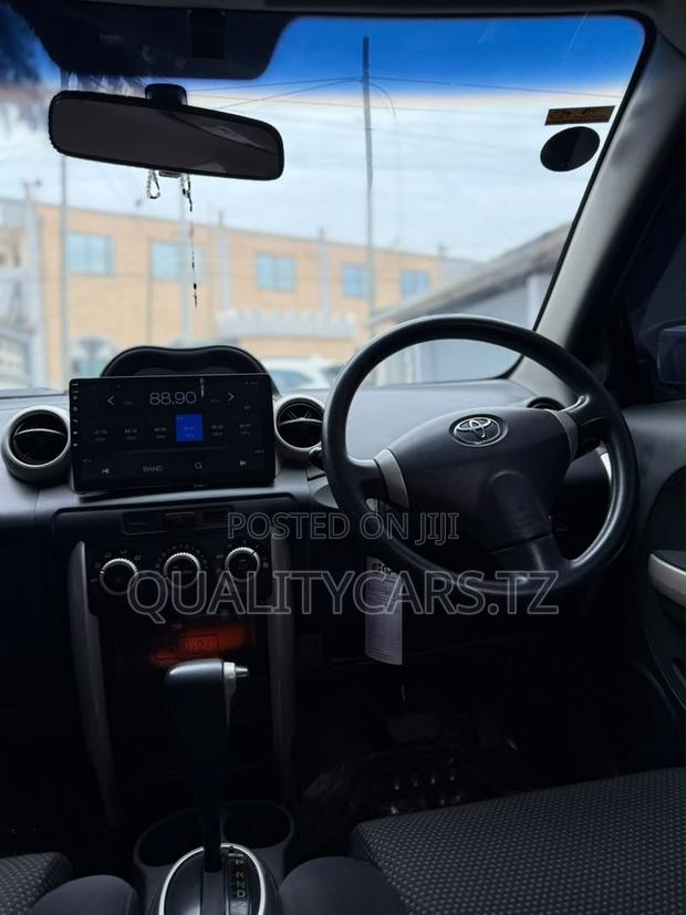 Toyota IST 2005 Gray