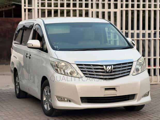 Toyota Vanguard 2008 White