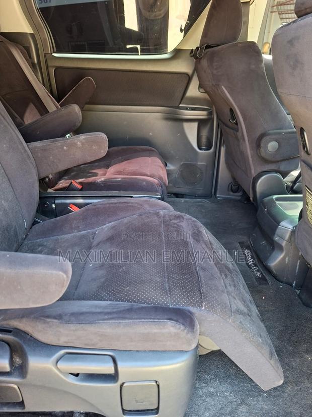 Toyota Vellfire 2009 Black
