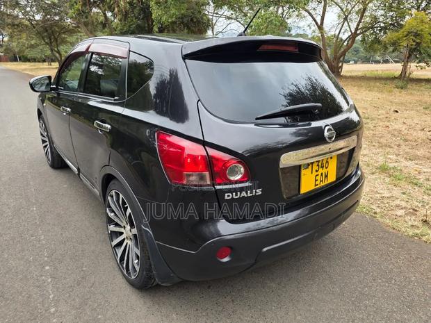 Nissan Dualis 2010 Black