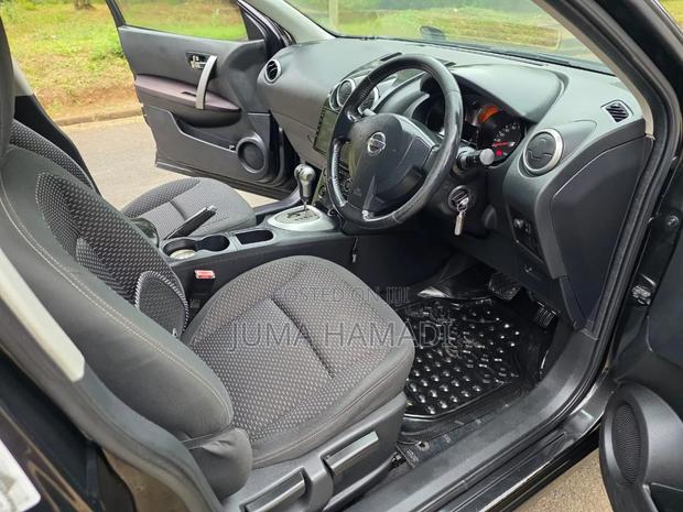 Nissan Dualis 2010 Black