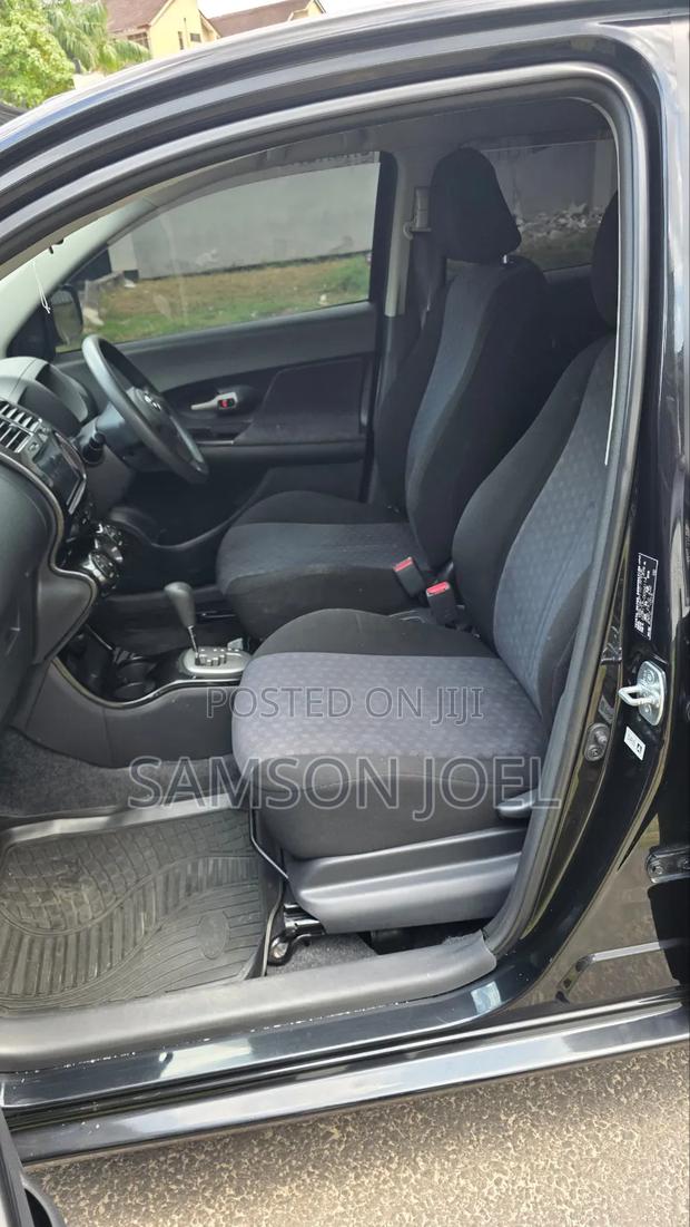 Toyota IST 2007 Black