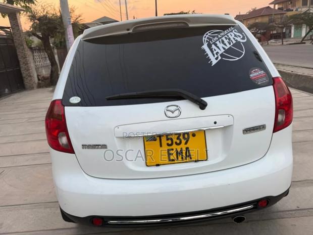 Mazda Verisa 2007 White