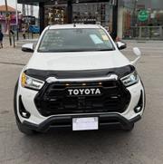 Toyota Hilux 2023 Off white for sale