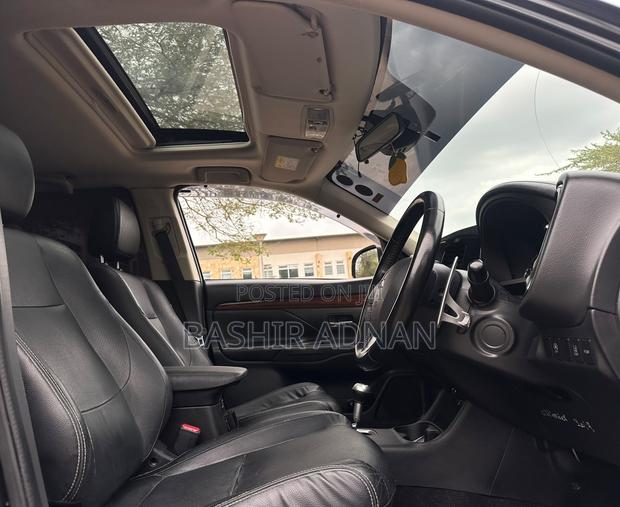 Mitsubishi Outlander 2014 Black