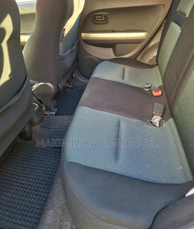 Toyota IST 2007 Silver