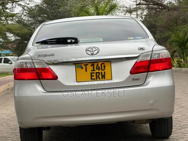 Toyota Premio 2009 Silver