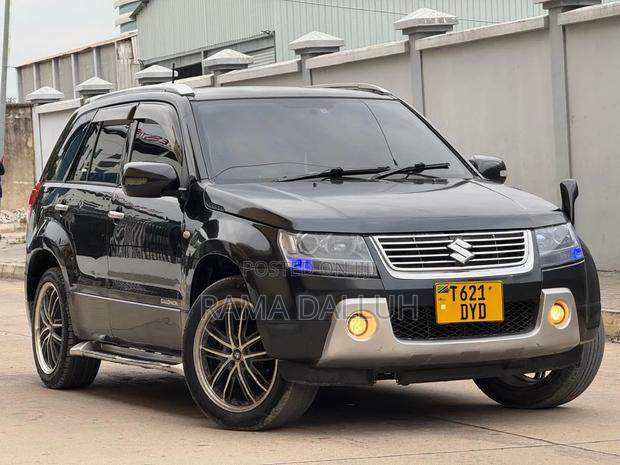 Suzuki Escudo 2008 Black