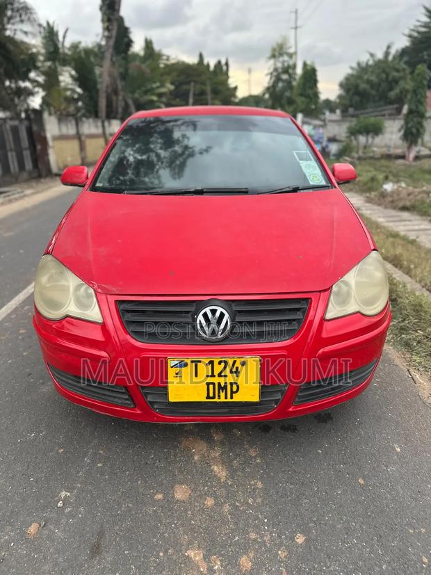 Volkswagen Polo 2008 Red