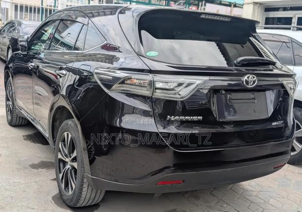 Toyota Harrier 2016 Black