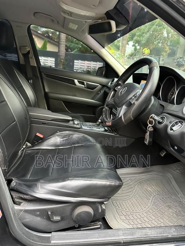 Mercedes-Benz C-Class 2009 Black