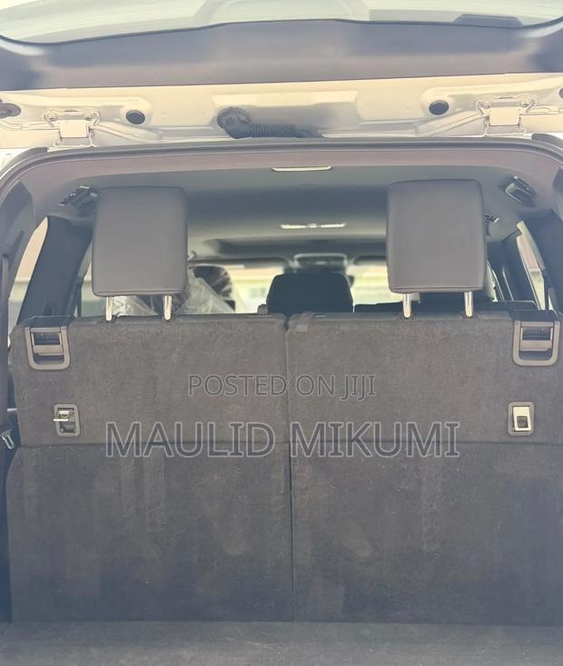 Toyota Land Cruiser 2024 Silver