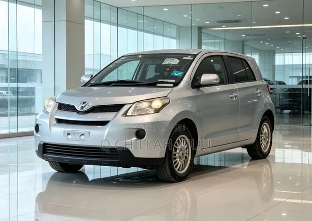 Toyota IST 2009 Silver